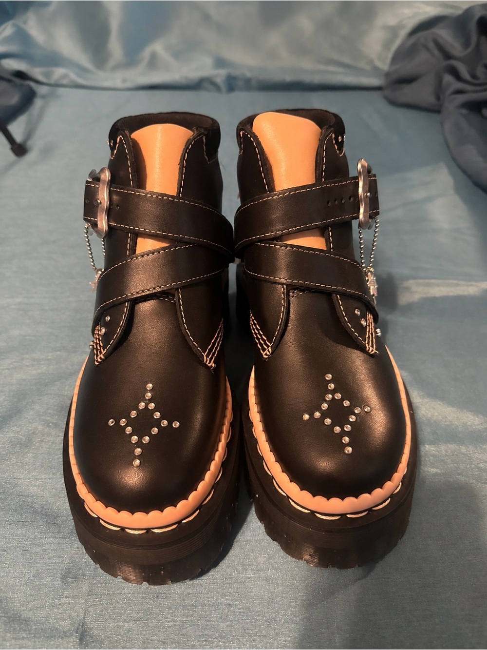 NEW Rare Dr. Martens Caitie Leather Buckle Platform Boots 🖤🎀 - Picture 2 of 6